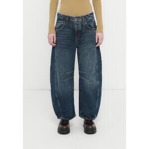 Free People Good Luck Barrel Jeans